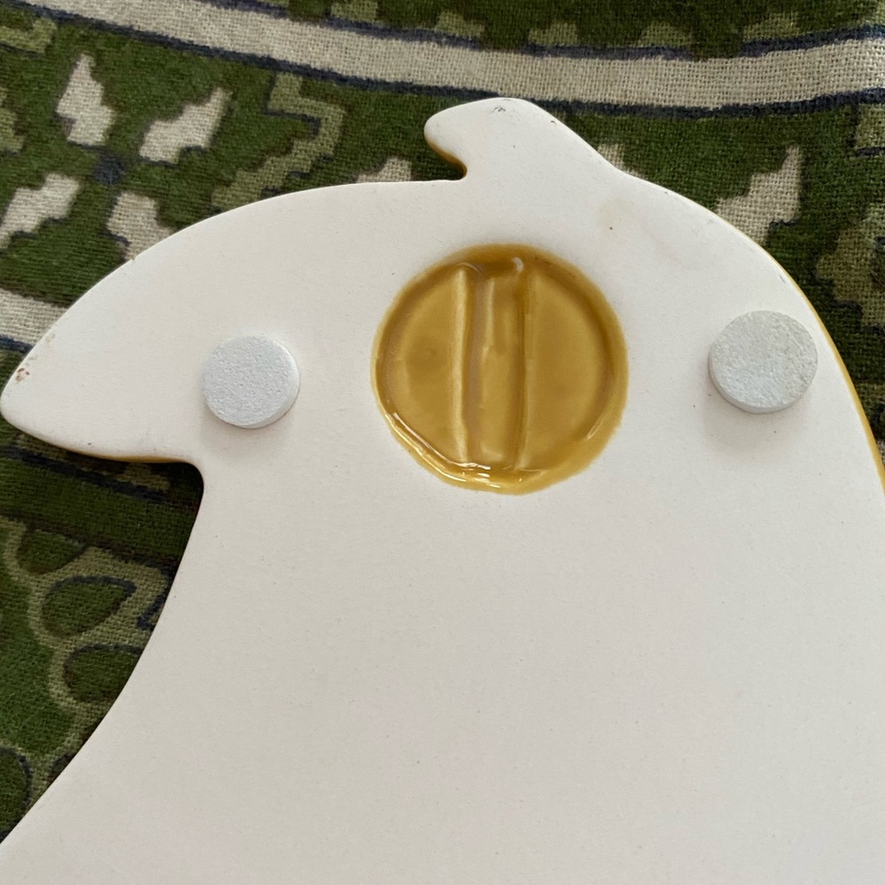 Pear Ceramic wall hanging or trivet. Made by Hallmark. New, has tags on back. - Picture 13 of 13